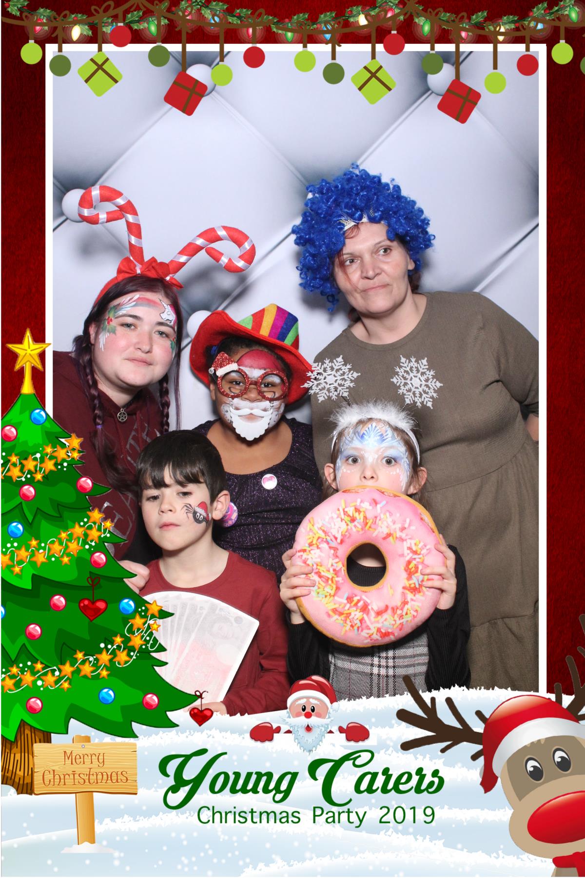 Young Carers Christmas Party   | View more photos from the event at gallery.magicimages.uk/u/MagicImages/Young-Carers-Christmas-Party